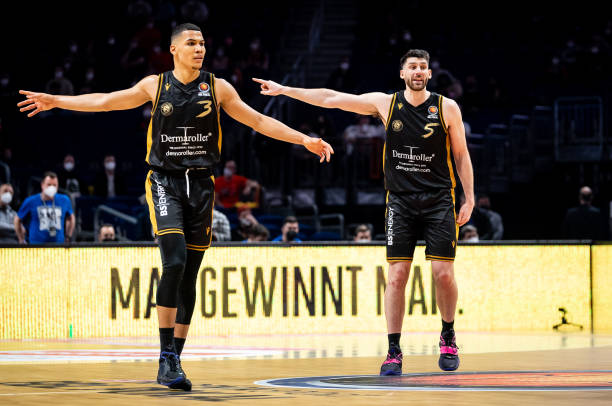 都展现了现 都展现了现