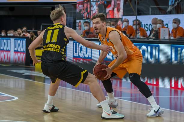 于对比赛节 于对比赛节